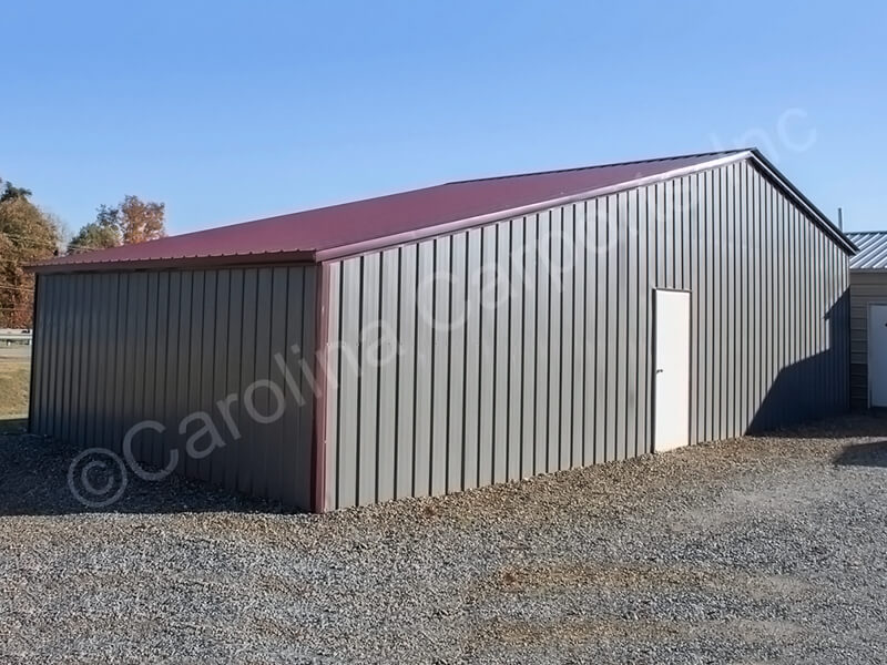 All-Vertical-Roof-Style-Seneca-Barn-Fully-Enclosed-All-Around